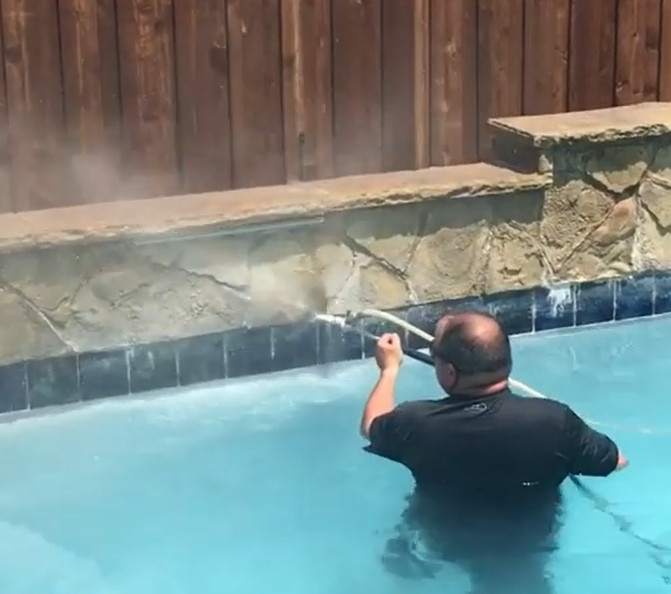 Pool Tile Cleaning in Irving